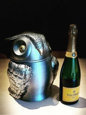 Vintage owl metal Ice Bucket,